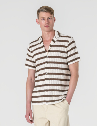 CAMISA HAVAIANA CROCHET RISCA CASTANHA