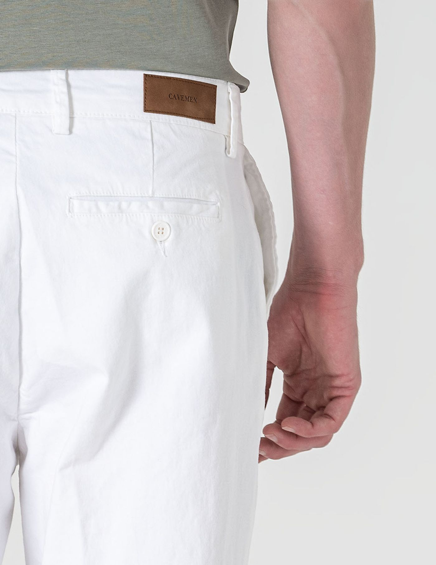 CALÇA CHINO CROPPED FIT VIROLA BRANCA