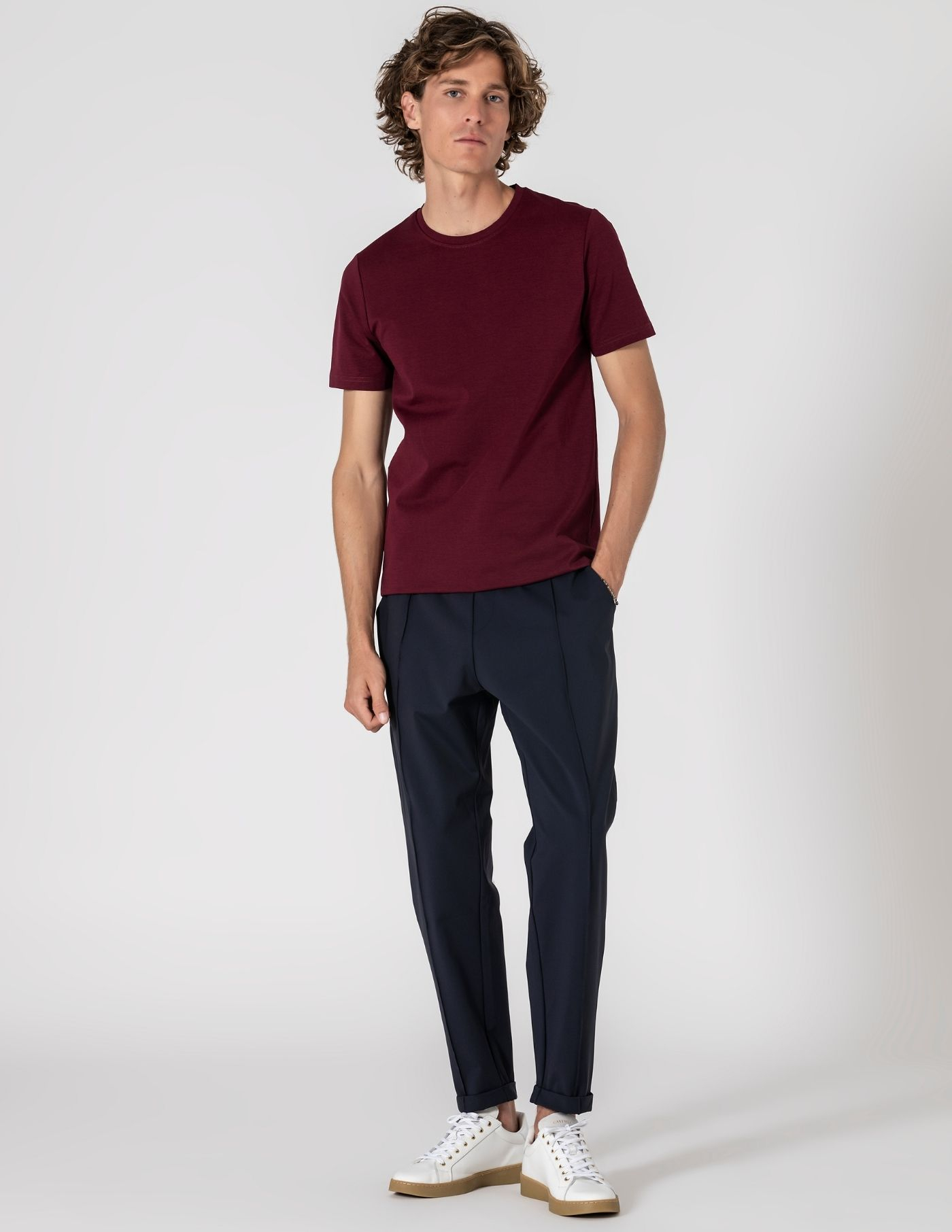 CALÇA DE TECIDO TÉCNICO COM NERVURA AZUL CROPPED