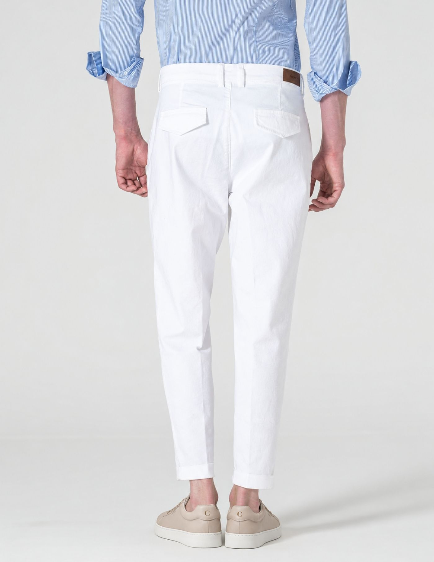 CALÇA CHINO CROPPED FIT BOLSO DE CHAPA BRANCO