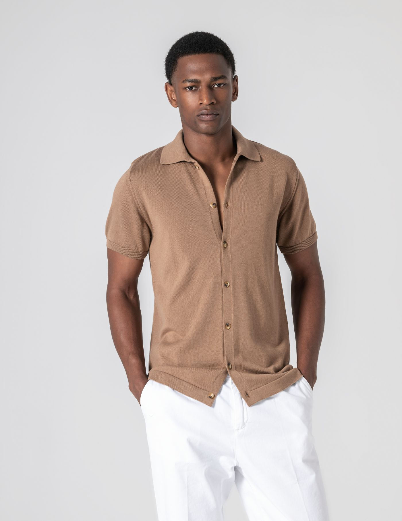 POLO CAMISEIRO CASTANHO