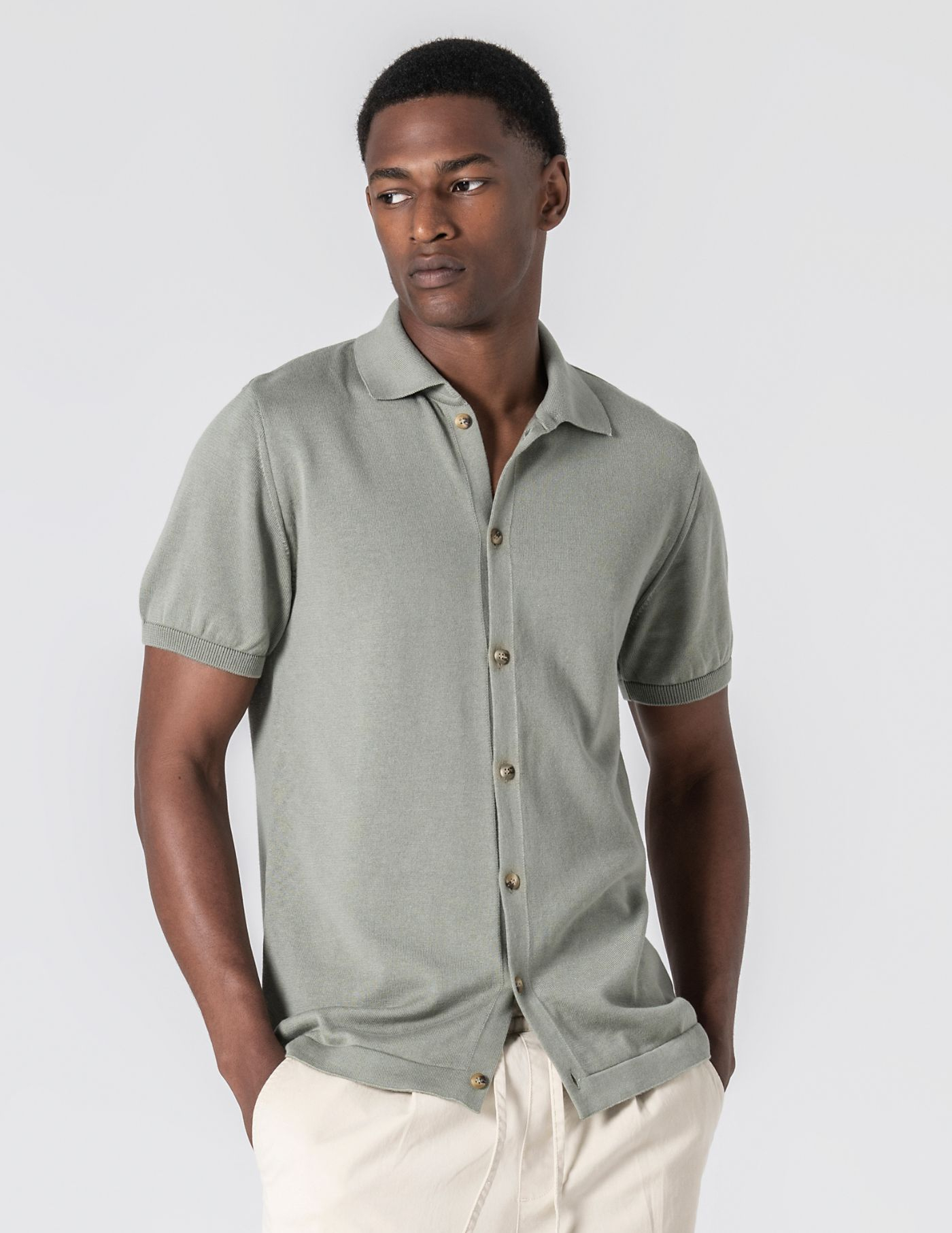 POLO CAMISEIRO PISTÁCIO
