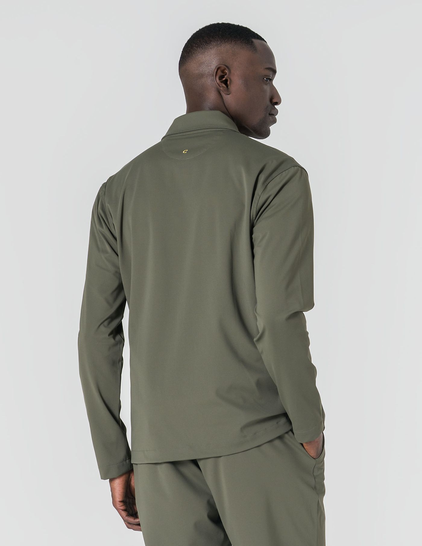 SOBRECAMISA TECIDO TÉCNICO VERDE