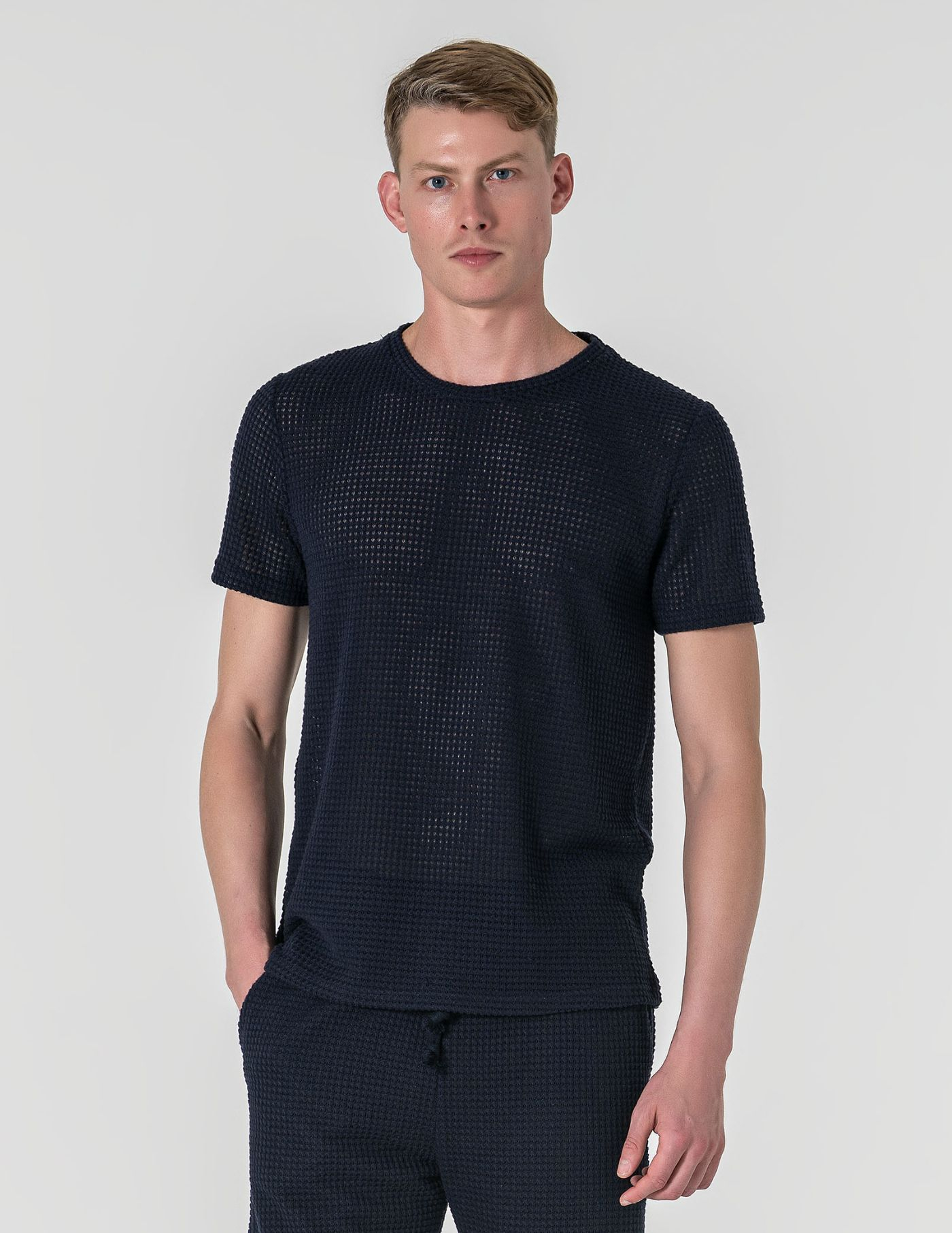T-SHIRT CROCHET AZUL