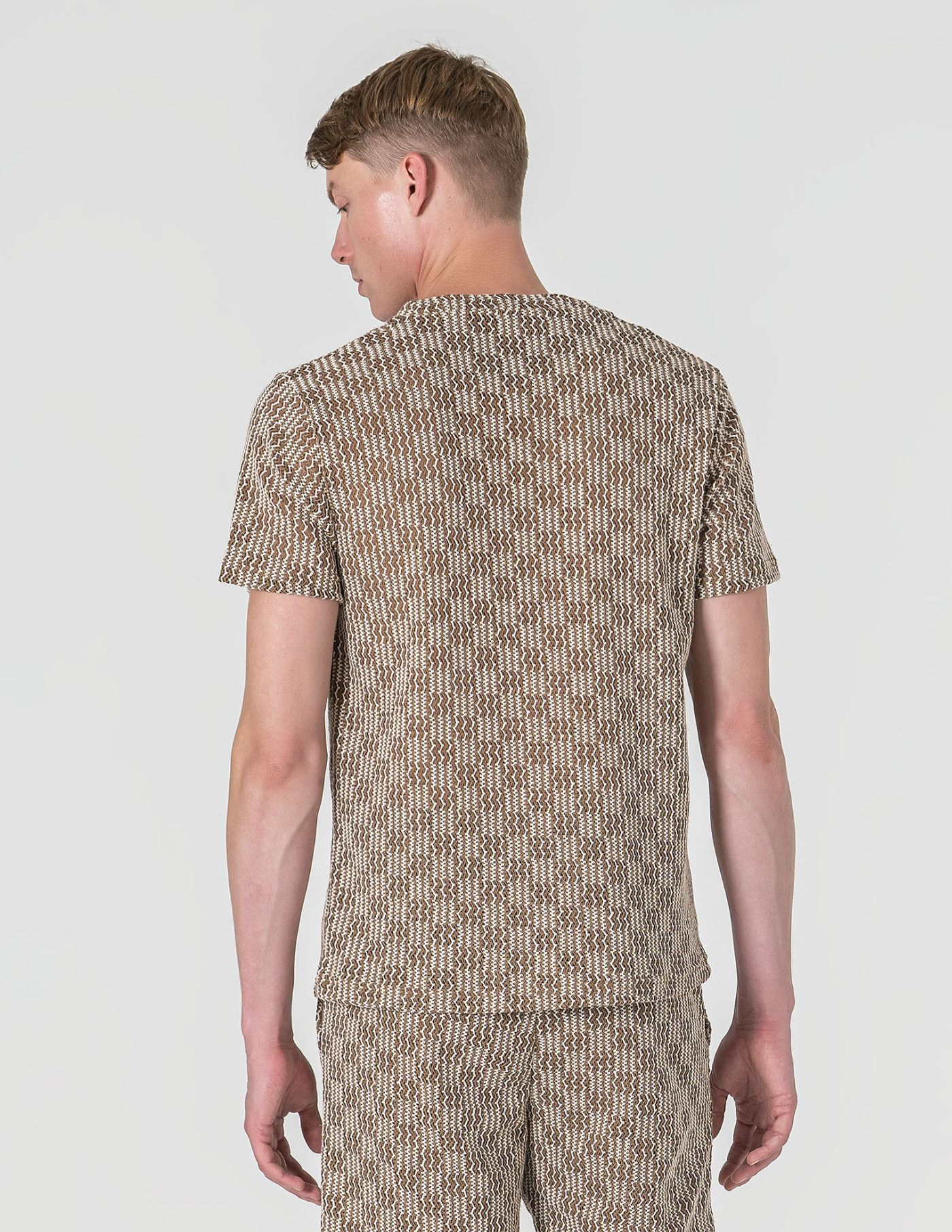 T-SHIRT CROCHET BEGE E CASTANHO