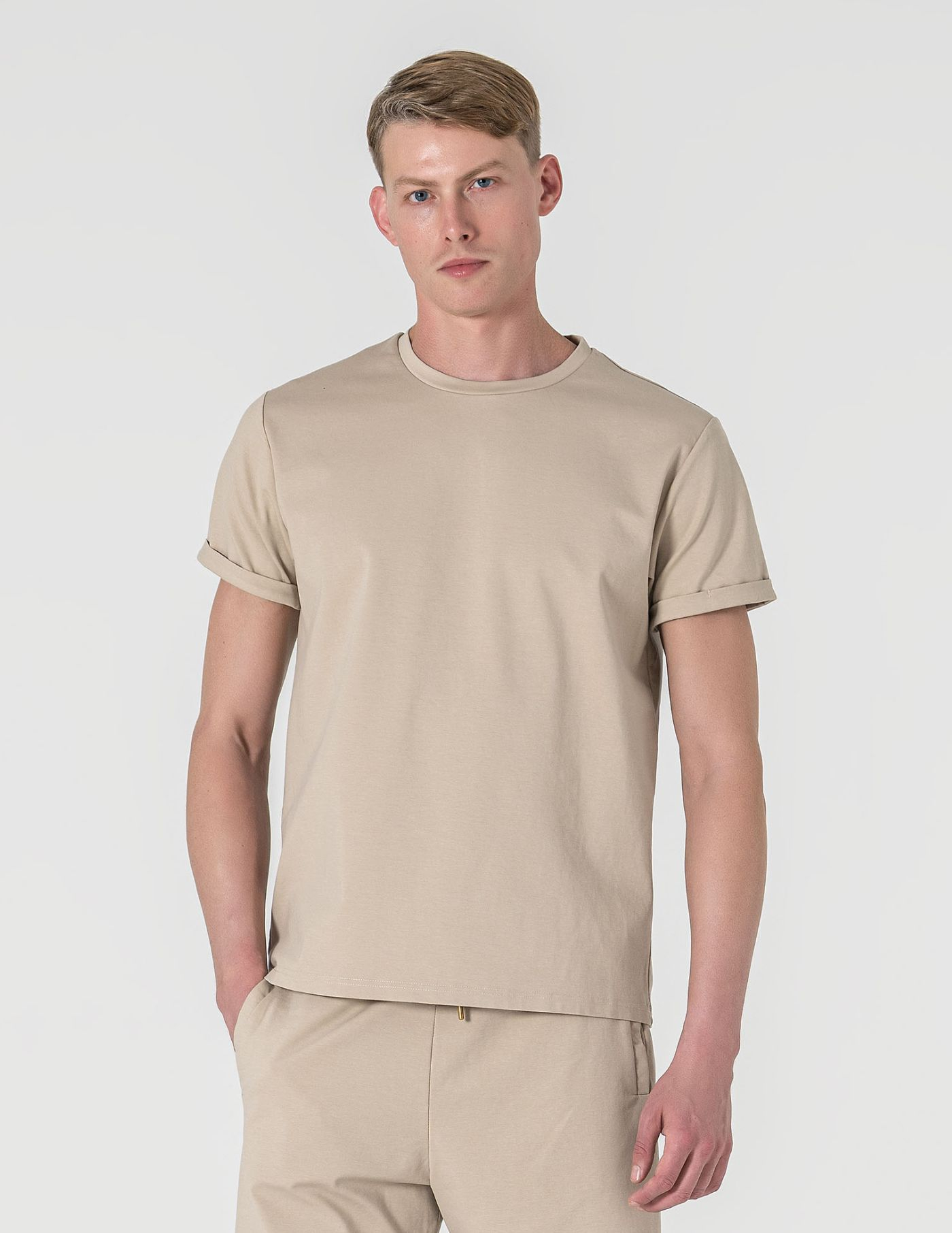 T-SHIRT RELAXED DE ALGODÃO E POLIAMIDA BEGE