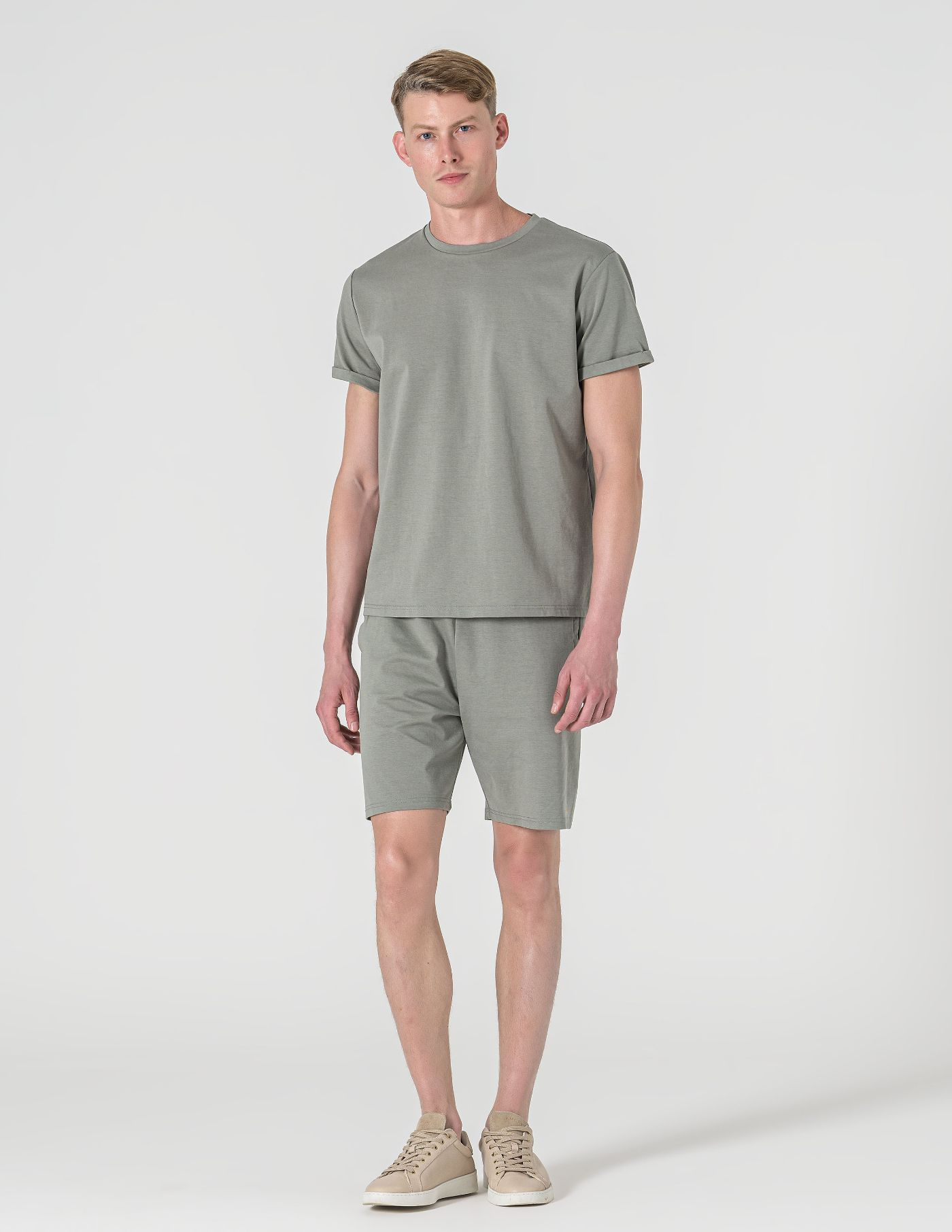 T-SHIRT RELAXED DE ALGODÃO E POLIAMIDA VERDE PASTEL