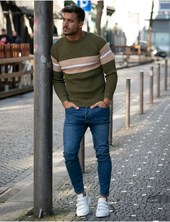 CAMISOLA DE TRICOT VERDE KAKI E BEGE