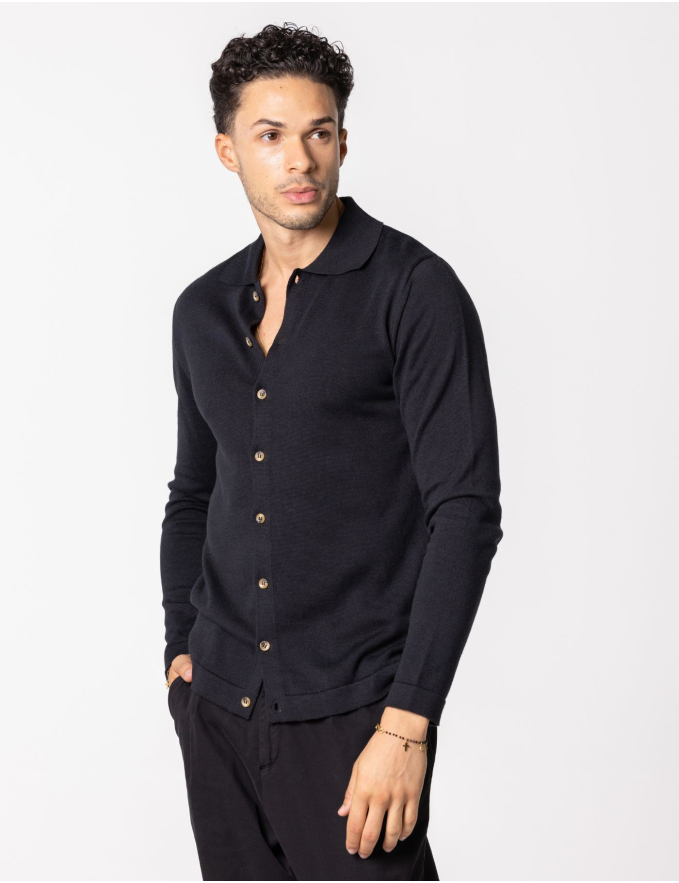 CAMISEIRO DE MALHA PRETO