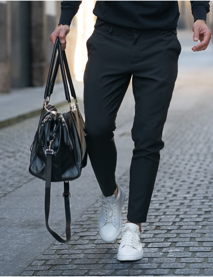 ESSENTIAL BAG PRETO