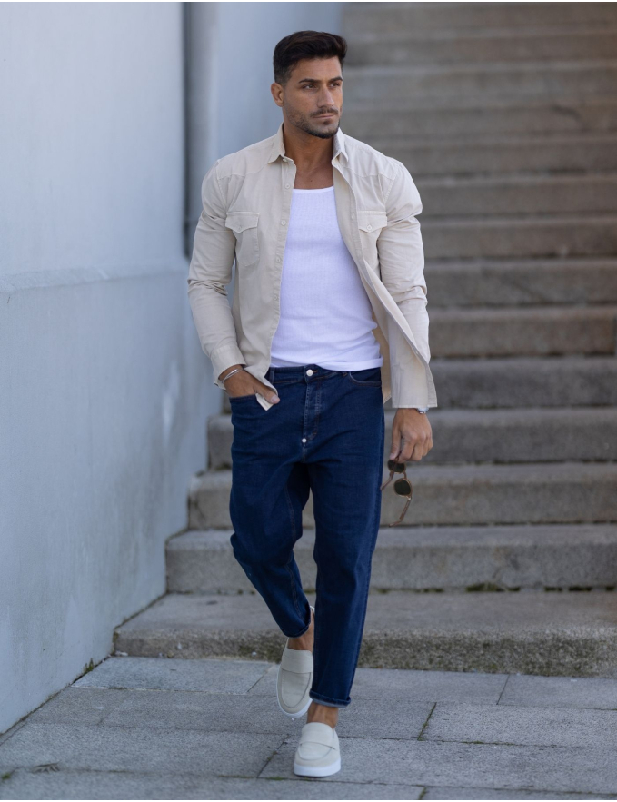 CAMISA COM BOLSOS BEGE CLARO