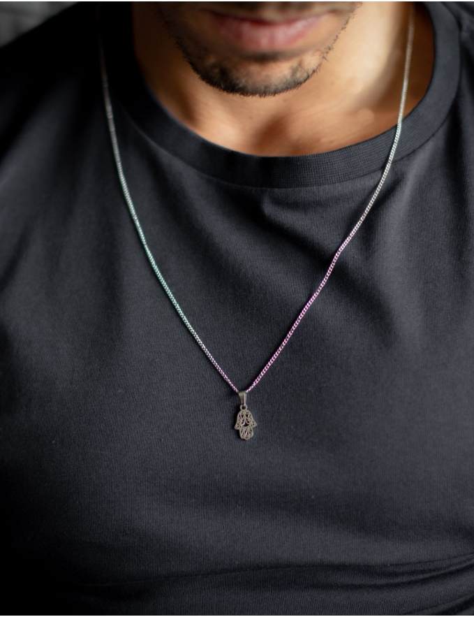 COLAR COM PENDENTE MAO DE FATIMA