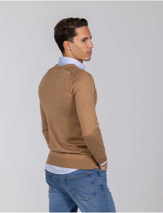 CAMISOLA DE MALHA DECOTE V CAMEL