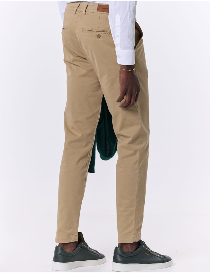 CALÇA CHINO SLIM FIT CAMEL