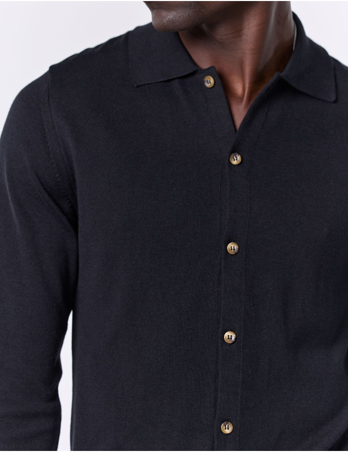 CAMISEIRO DE MALHA PRETO