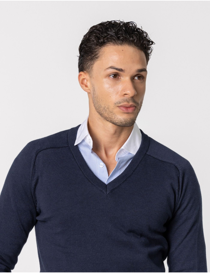 CAMISOLA DE MALHA DECOTE V AZUL MARINHO