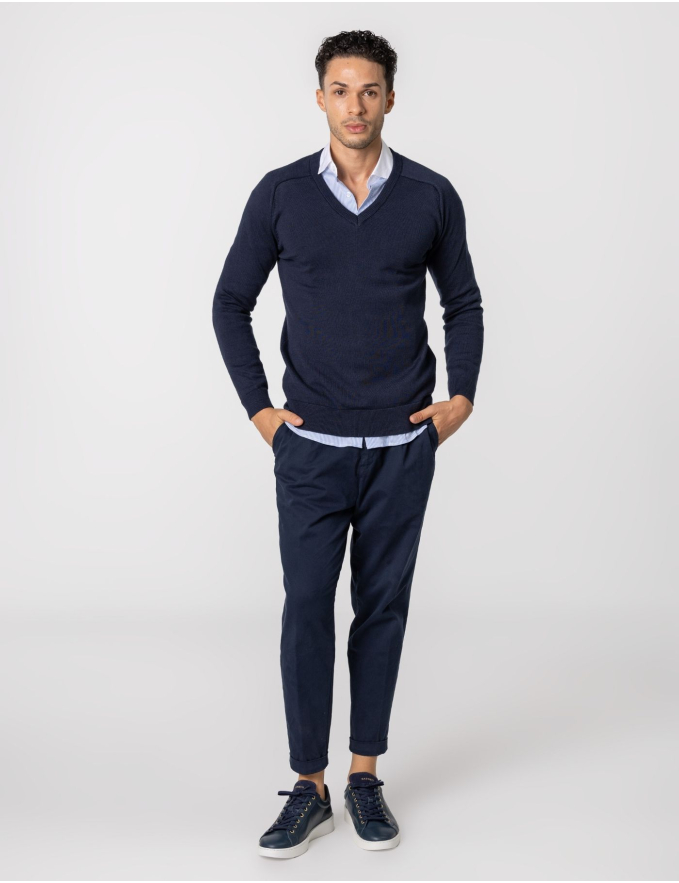 CAMISOLA DE MALHA DECOTE V AZUL MARINHO