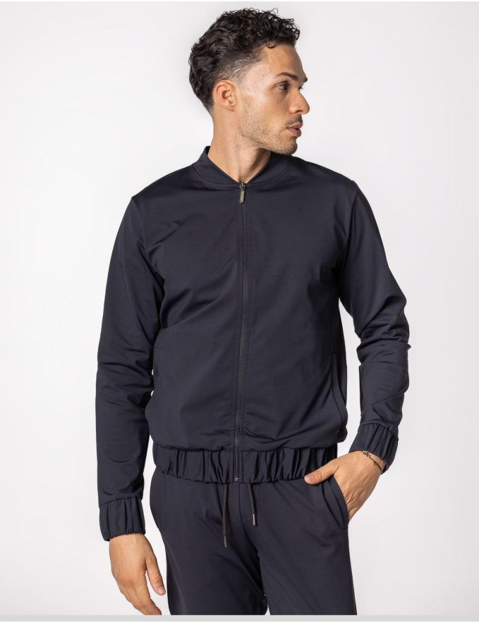 CASACO DE NYLON PRETO