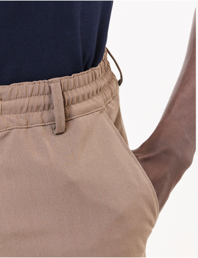 CALÇA DE TECIDO COM CORDÃO CROPPED FIT BEGE ESCURO