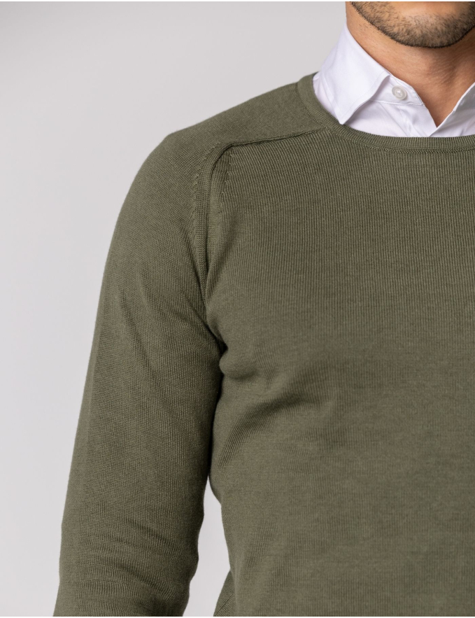 CAMISOLA DE MALHA DECOTE REDONDO VERDE SECO