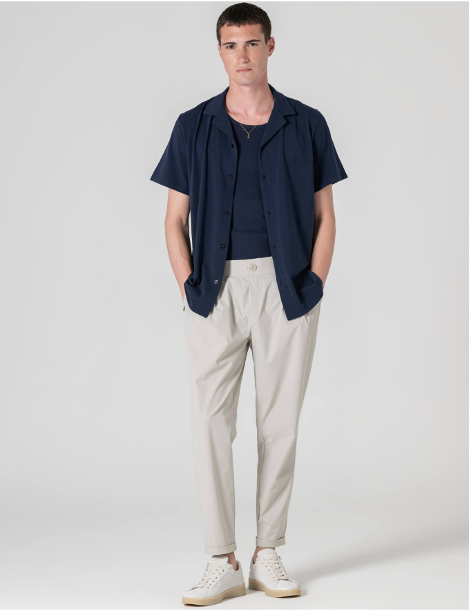 CALÇA DE TECIDO TÉCNICO CINZA CLARO