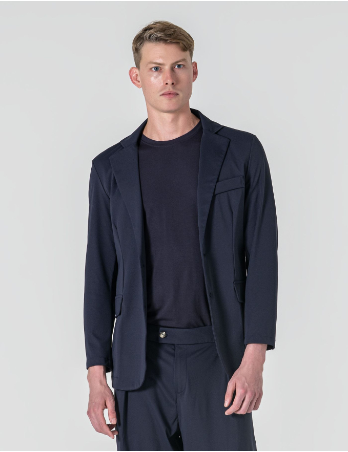 BLAZER AZUL DESESTRUTURADO EM TECIDO TÉCNICO