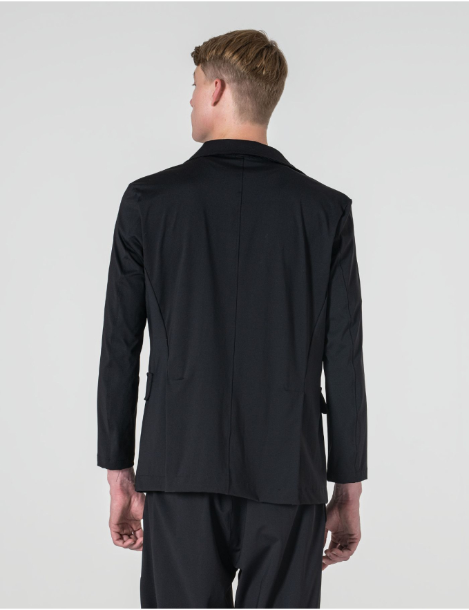 BLAZER PRETO DESESTRUTURADO EM TECIDO TÉCNICO