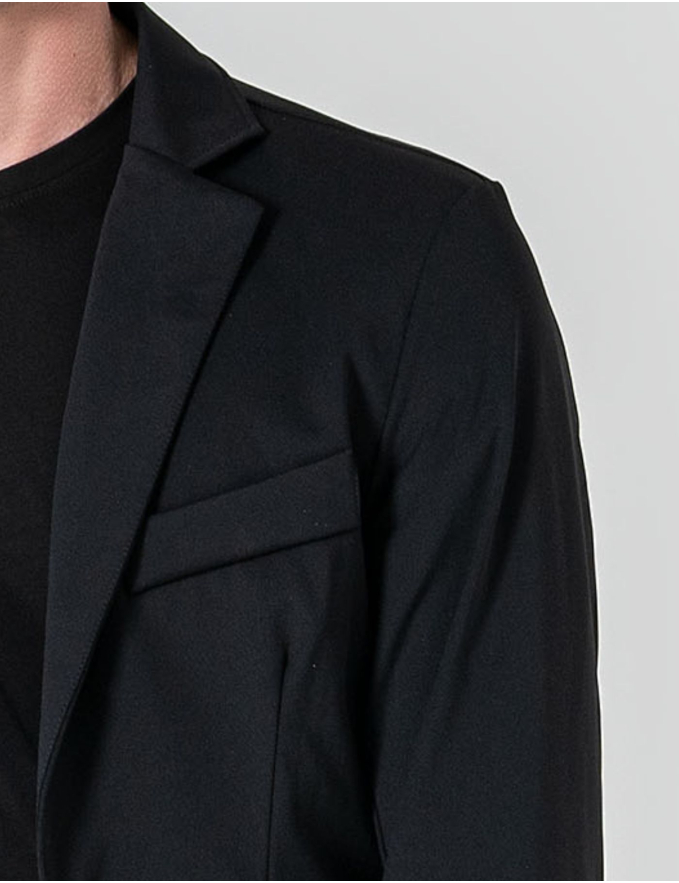 BLAZER PRETO DESESTRUTURADO EM TECIDO TÉCNICO