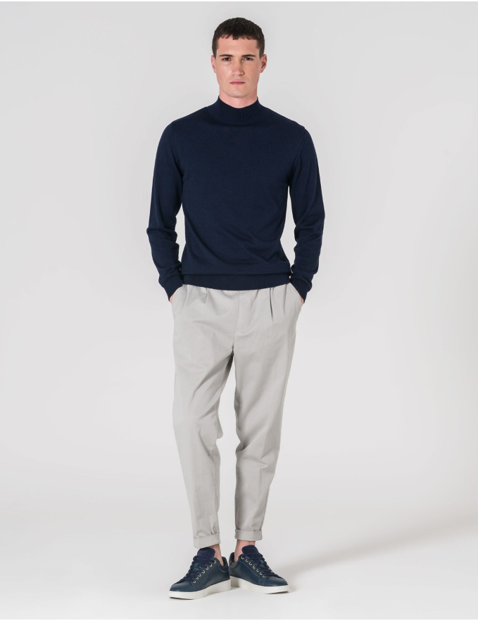 CALÇA CHINO CROPPED FIT DE CORDÃO CINZA CLARO