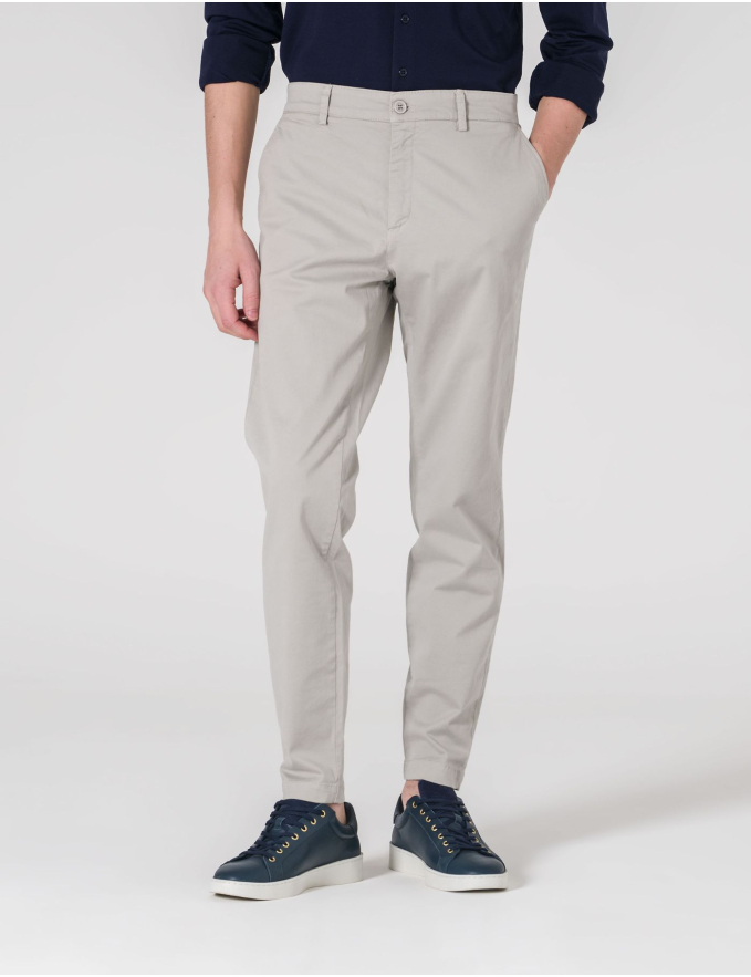 CALÇA CHINO SLIM FIT CINZA CLARO