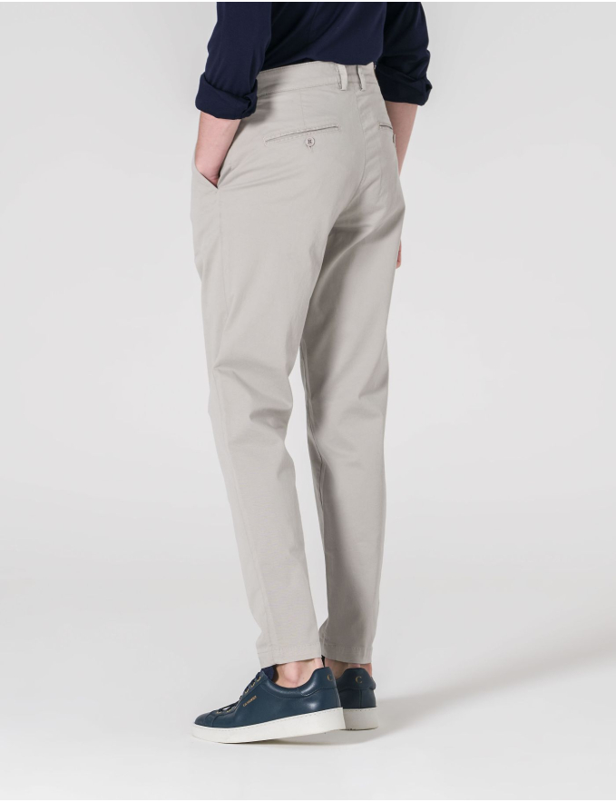 CALÇA CHINO SLIM FIT CINZA CLARO