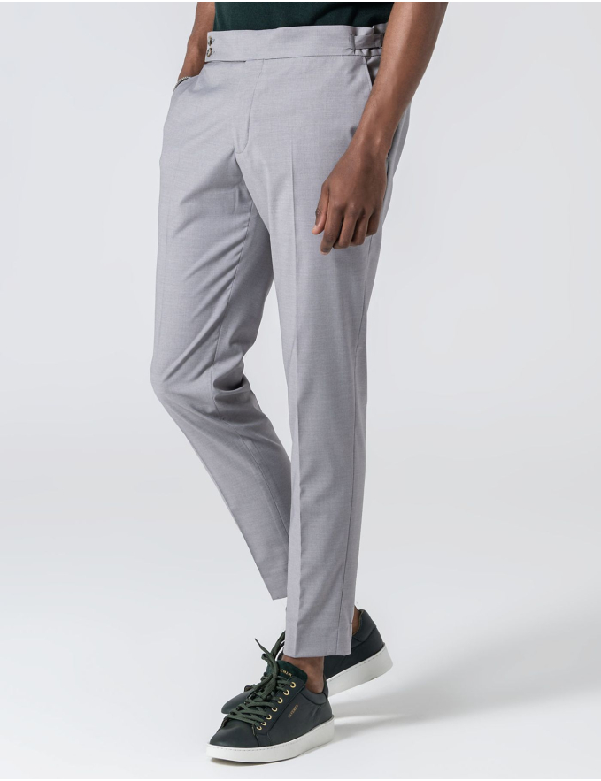 CALÇA DE ALFAIATARIA CINTURA SUBIDA CINZA CLARO