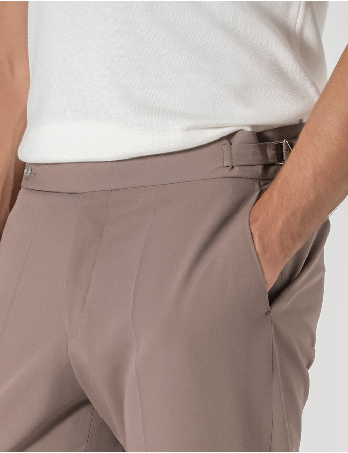 CALÇA DE ALFAIATARIA CINTURA SUBIDA MOUSSE