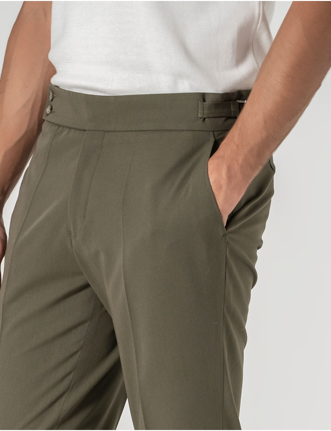 CALÇA DE ALFAIATARIA CINTURA SUBIDA VERDE OLIVA