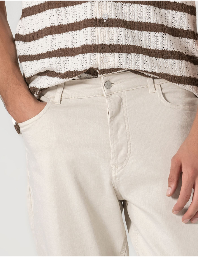CALÇA DE GANGA CROPPED FIT BEGE