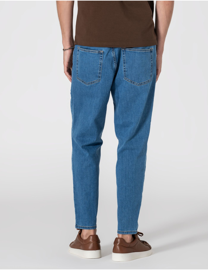 CALÇA DE GANGA TAPERED FIT MID