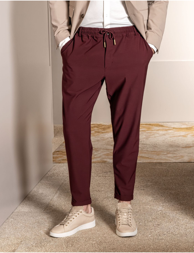 CALÇA BORDEAUX DE TECIDO COM CORDÃO CROPPED FIT