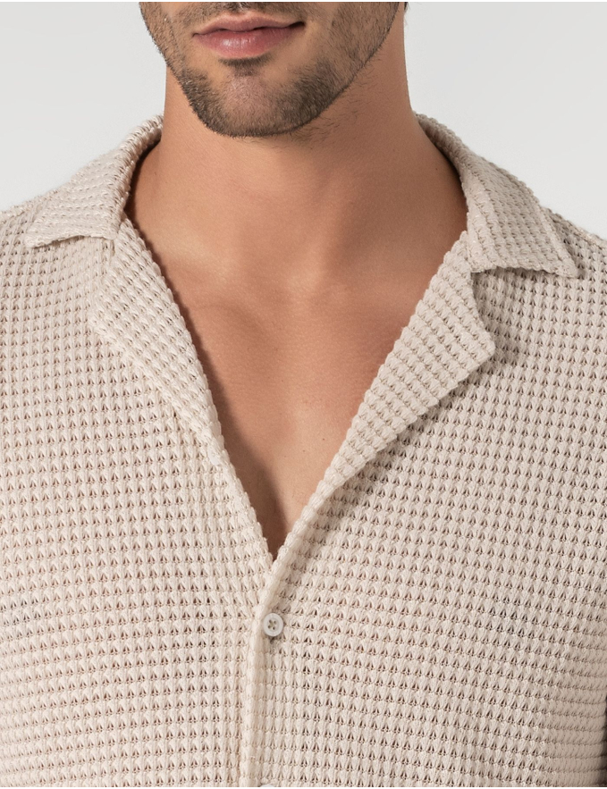 CAMISA HAVAIANA CROCHET BEGE
