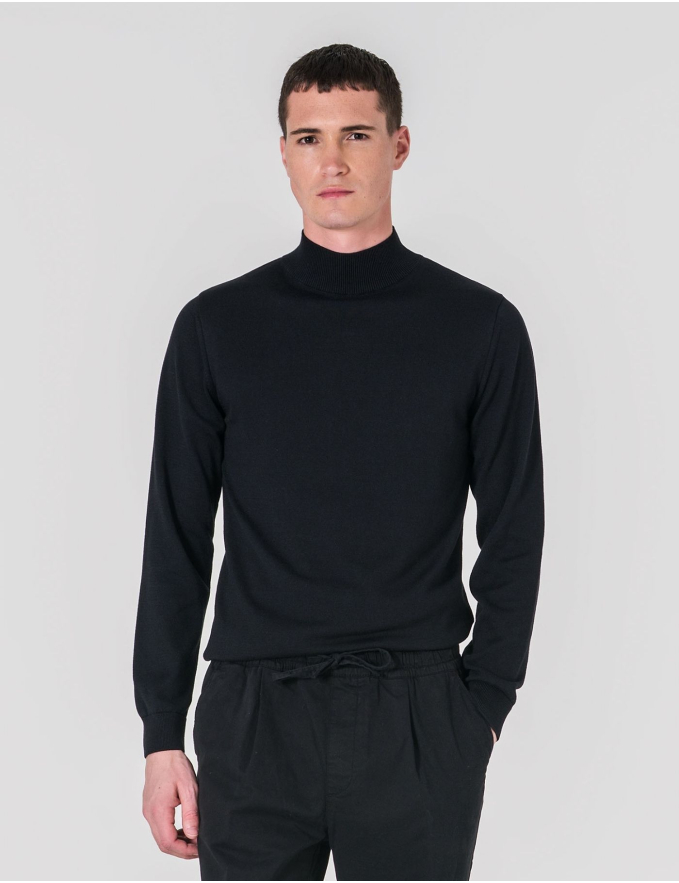 CAMISOLA MEIA GOLA PRETO