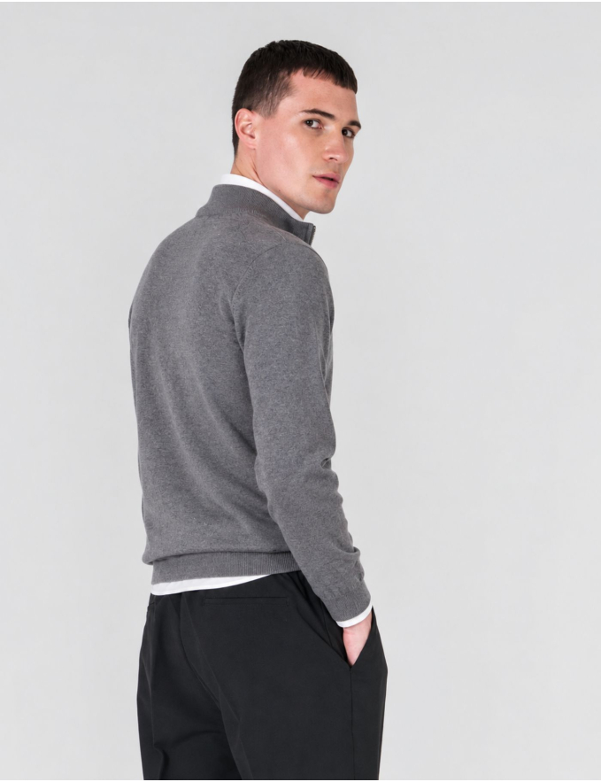 CARDIGAN DE FECHO CINZA