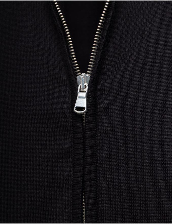 CARDIGAN DE FECHO PRETO