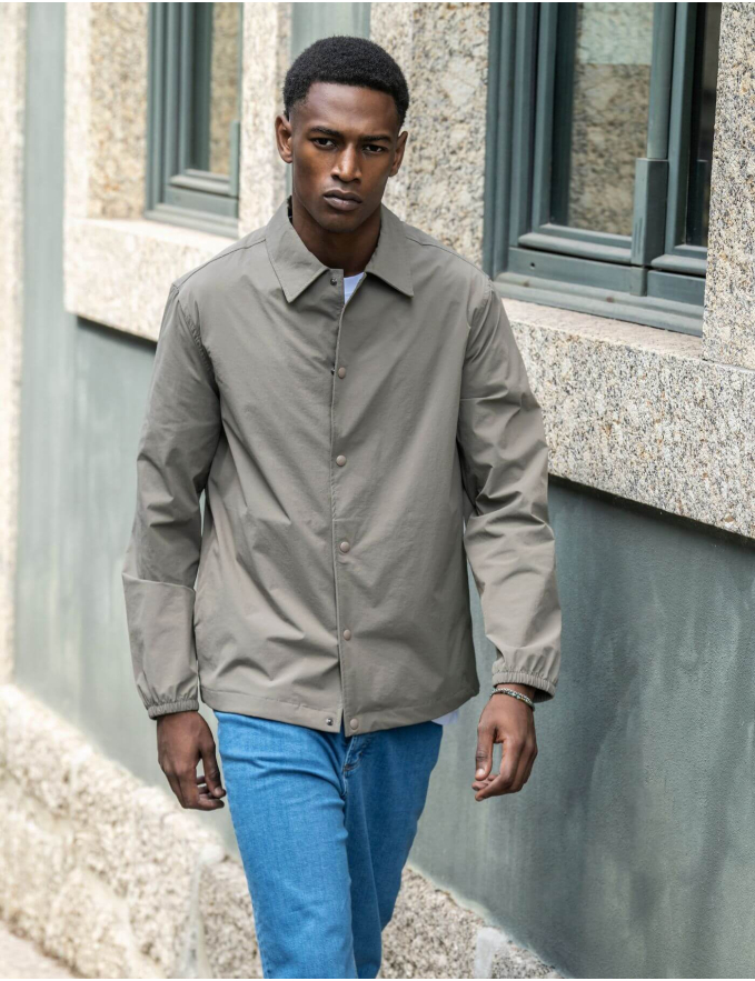 PARKA DE TECIDO TÉCNICO VERDE