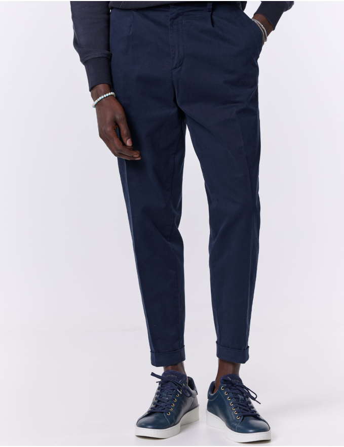 CALÇA CHINO CROPPED FIT VIROLA AZUL