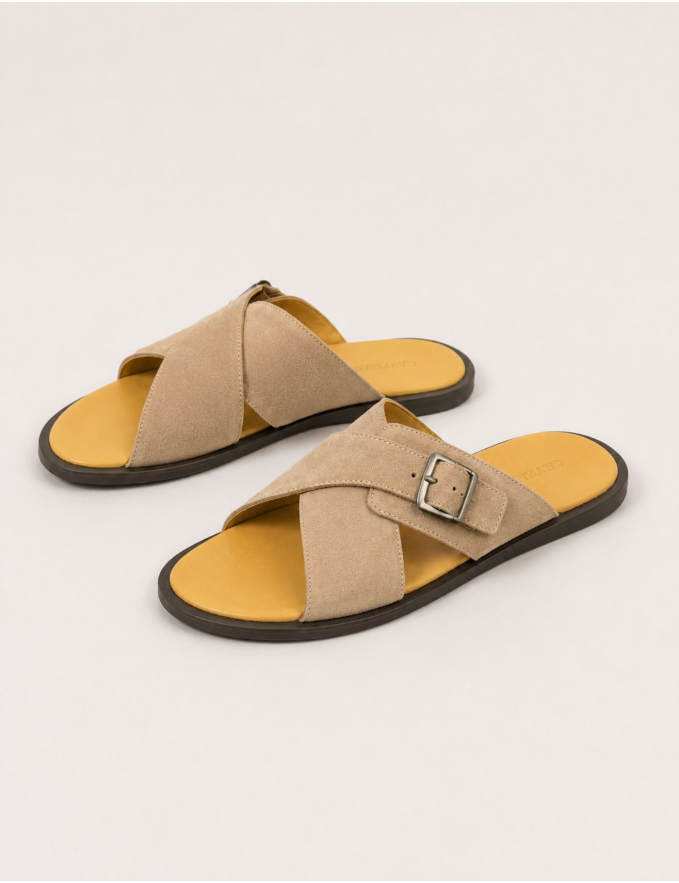 CHINELO FIVELA PELE BEGE