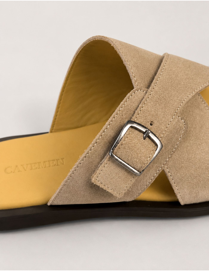 CHINELO FIVELA PELE BEGE