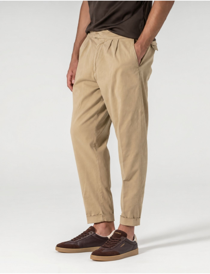 CALÇA CHINO CROPPED FIT PREGA DUPLA BEGE