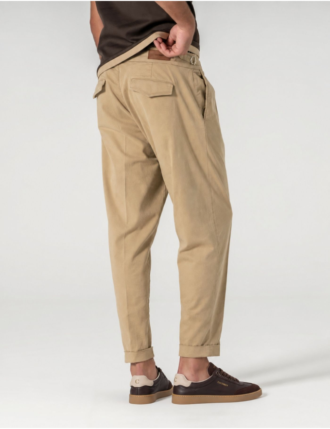 CALÇA CHINO CROPPED FIT PREGA DUPLA BEGE