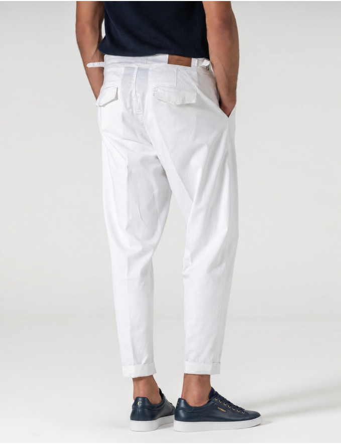 CALÇA CHINO CROPPED FIT PREGA DUPLA BRANCA