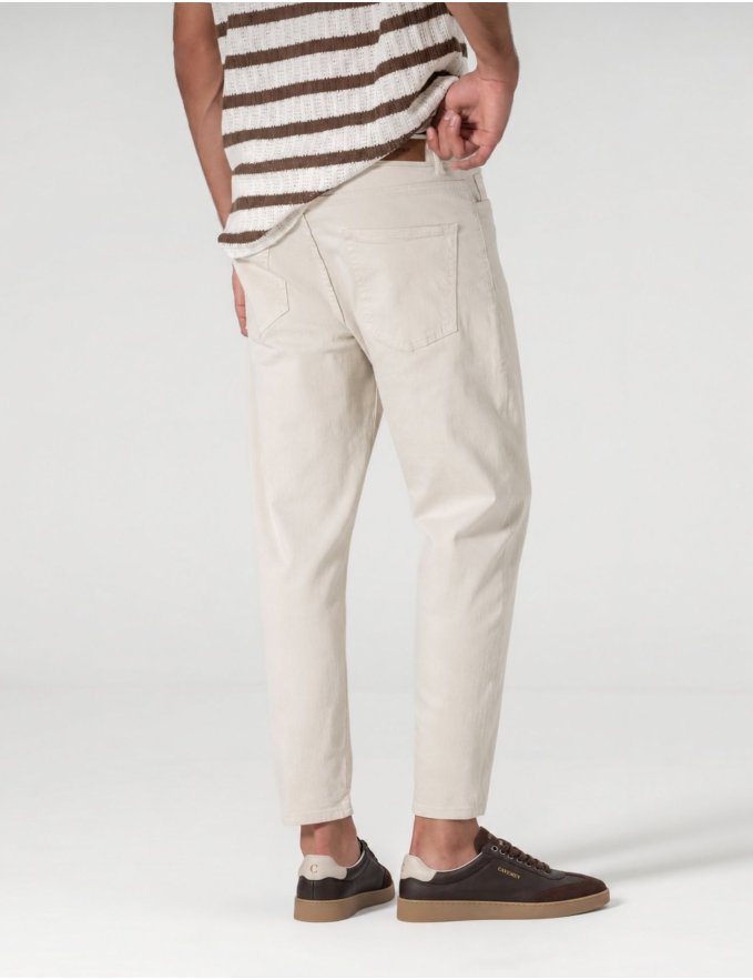CALÇA DE GANGA CROPPED FIT BEGE