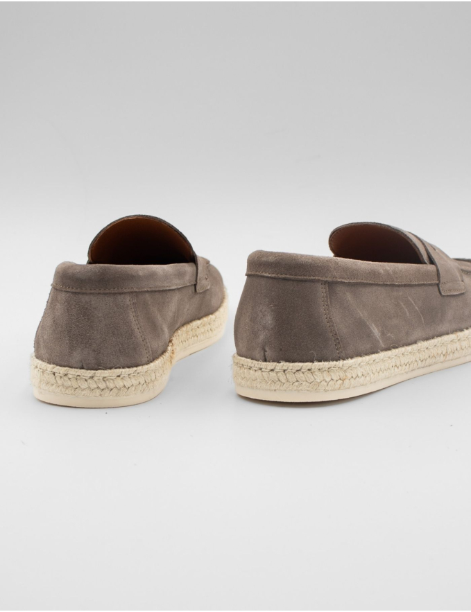 LOAFERS TAUPE COM RAFIA